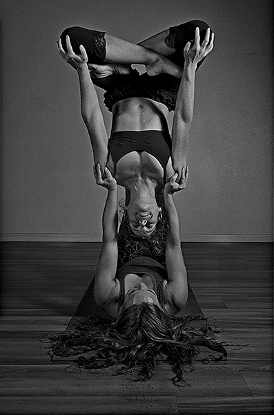 presentation gallery potraits of acroyoga